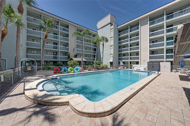 801 83RD AVENUE N 108, St Petersburg, FL 33702