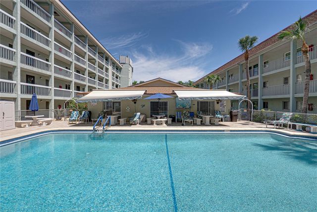 801 83RD AVENUE N 108, St Petersburg, FL 33702