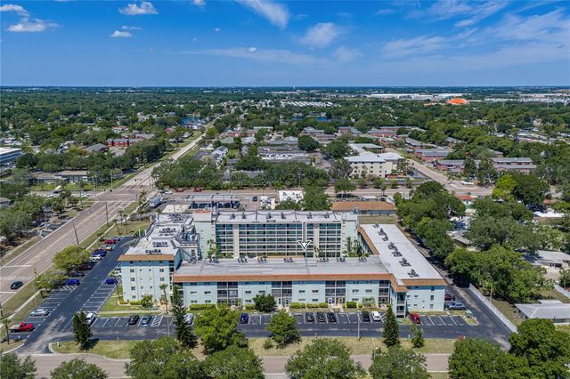 801 83RD AVENUE N 108, St Petersburg, FL 33702