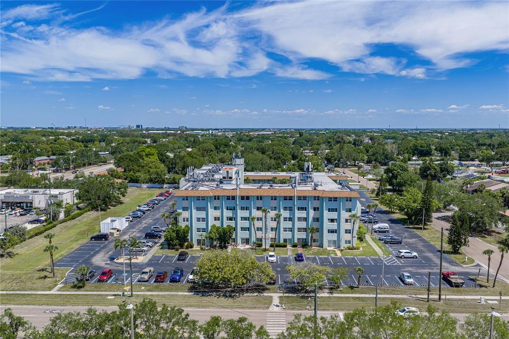 801 83RD AVENUE N 108, St Petersburg, FL 33702