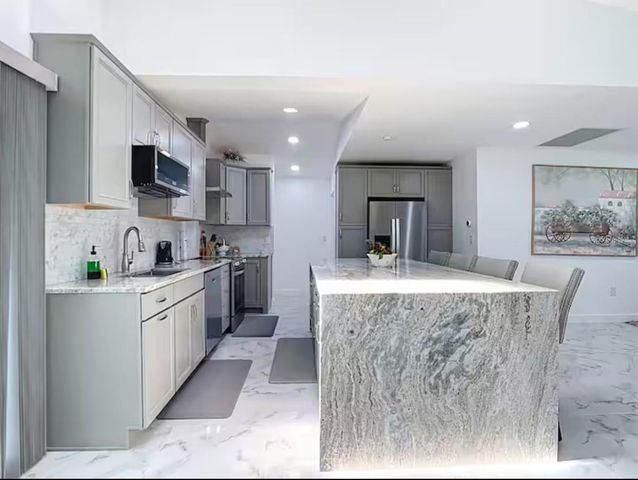 9308 PRESIDENT CIRCLE, Port Charlotte, FL 33981