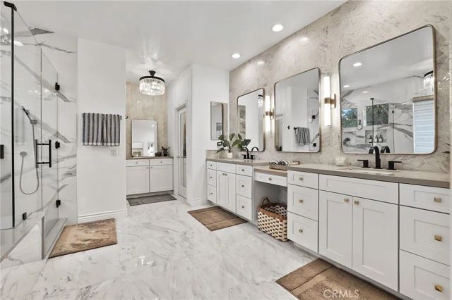 18692 Calera Drive, Huntington Beach, CA 92648