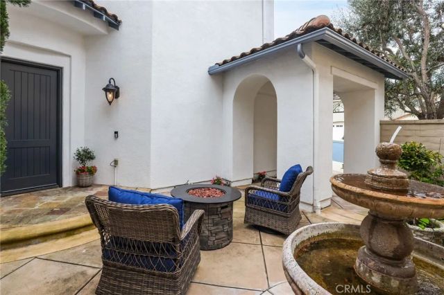 18692 Calera Drive, Huntington Beach, CA 92648