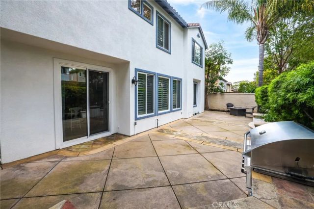 18692 Calera Drive, Huntington Beach, CA 92648