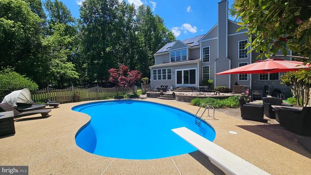 6107 TRACEYS OVERLOOK RD, Tracys Landing, MD 20779