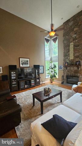 6107 TRACEYS OVERLOOK RD, Tracys Landing, MD 20779