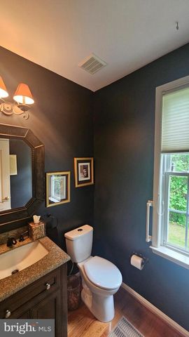 6107 TRACEYS OVERLOOK RD, Tracys Landing, MD 20779
