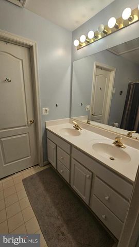 6107 TRACEYS OVERLOOK RD, Tracys Landing, MD 20779