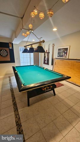 6107 TRACEYS OVERLOOK RD, Tracys Landing, MD 20779
