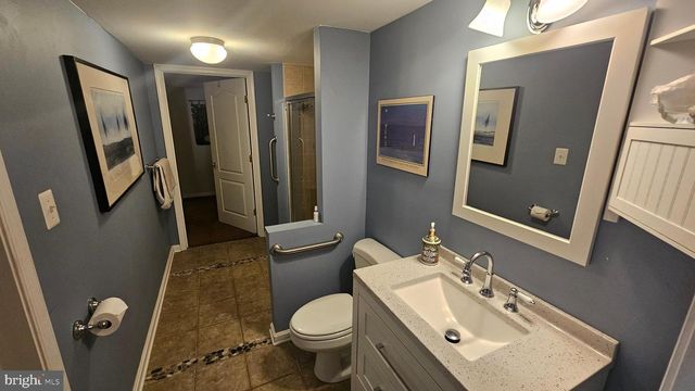 6107 TRACEYS OVERLOOK RD, Tracys Landing, MD 20779