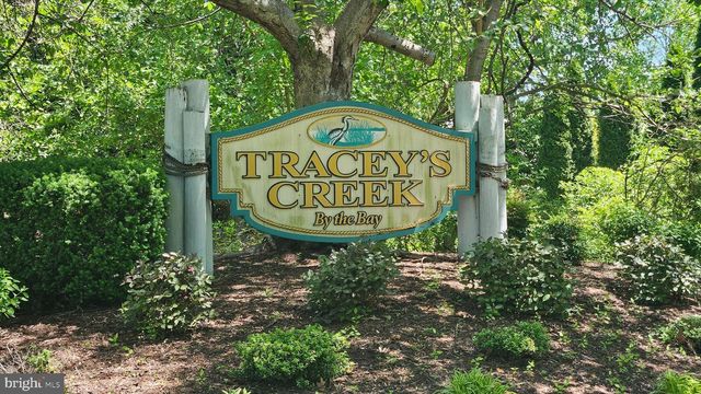 6107 TRACEYS OVERLOOK RD, Tracys Landing, MD 20779