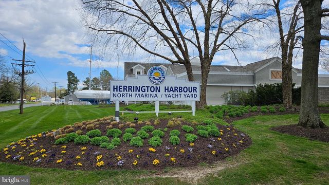6107 TRACEYS OVERLOOK RD, Tracys Landing, MD 20779