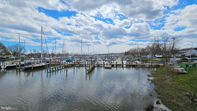 6107 TRACEYS OVERLOOK RD, Tracys Landing, MD 20779