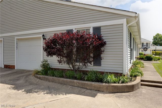10362 Independence Drive 19B, North Royalton, OH 44133