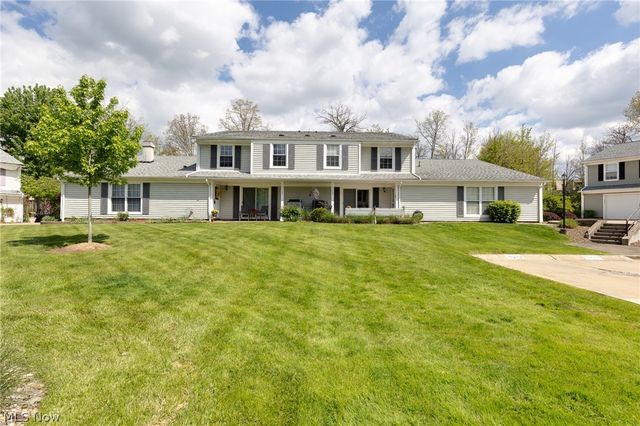 10362 Independence Drive 19B, North Royalton, OH 44133
