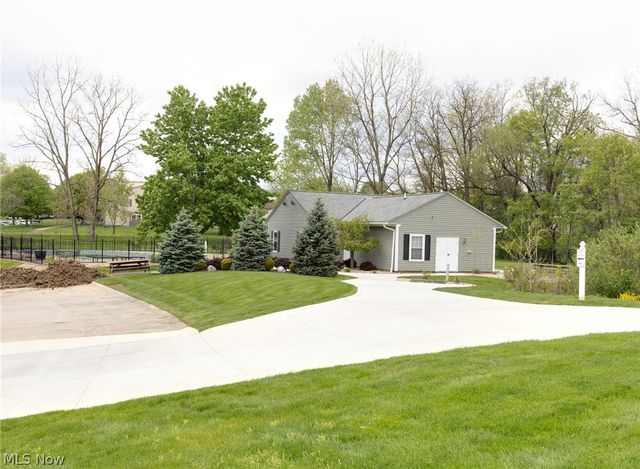 10362 Independence Drive 19B, North Royalton, OH 44133