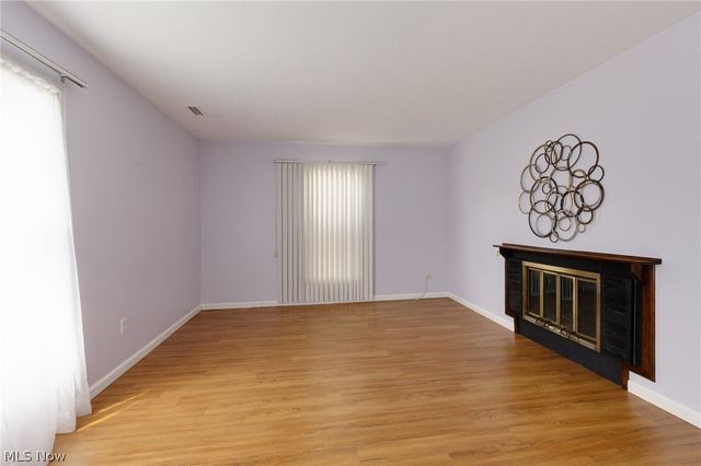 10362 Independence Drive 19B, North Royalton, OH 44133