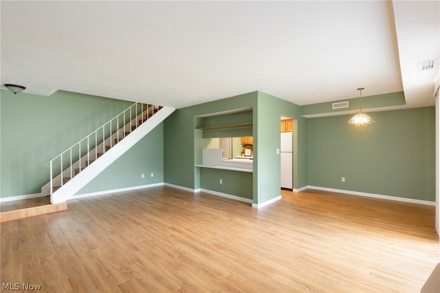 10362 Independence Drive 19B, North Royalton, OH 44133