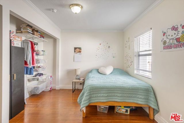 4038 W 59th Place, Los Angeles, CA 90043