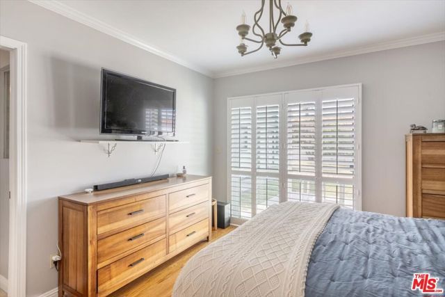 4038 W 59th Place, Los Angeles, CA 90043