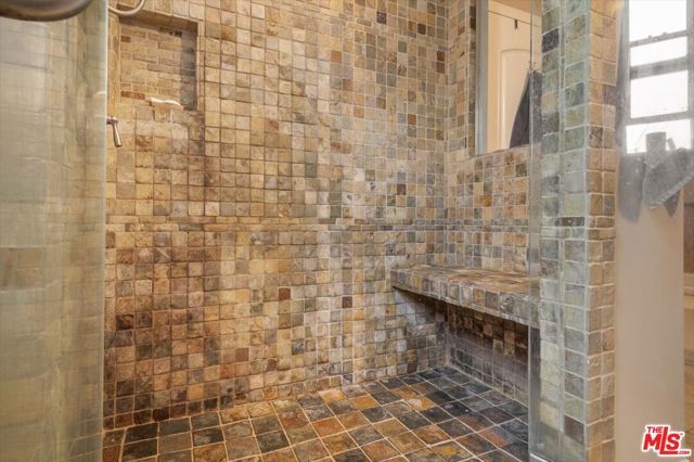 4038 W 59th Place, Los Angeles, CA 90043