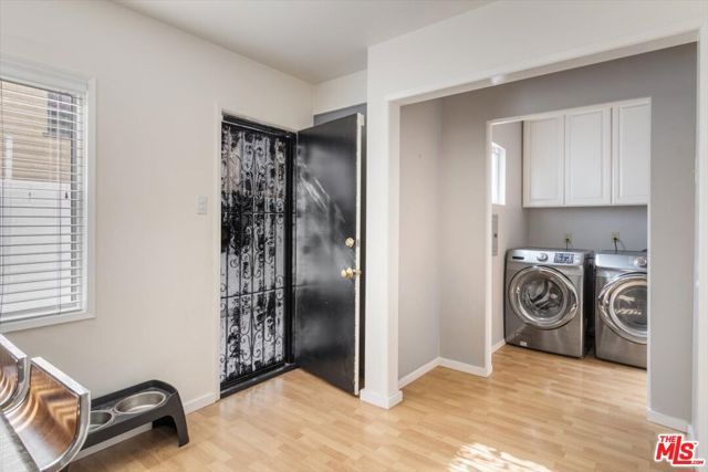 4038 W 59th Place, Los Angeles, CA 90043