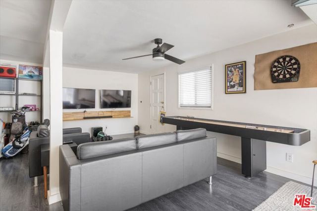 4038 W 59th Place, Los Angeles, CA 90043