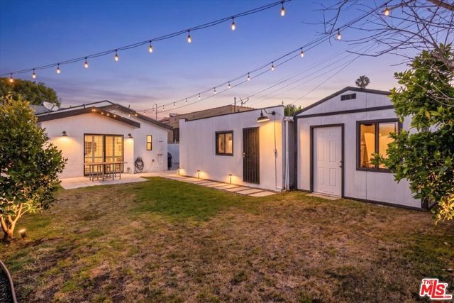 4038 W 59th Place, Los Angeles, CA 90043