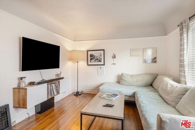 4038 W 59th Place, Los Angeles, CA 90043