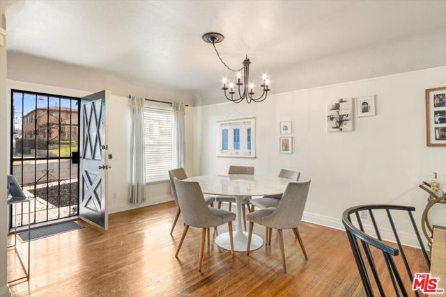 4038 W 59th Place, Los Angeles, CA 90043