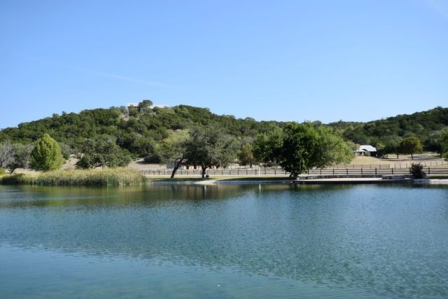 277 Stablewood Springs Dr # 14, Ingram, TX 78025