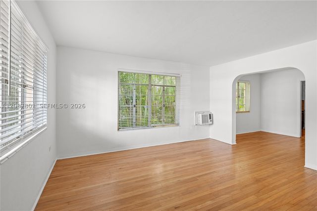23 Majorca Ave, Coral Gables, FL 33134