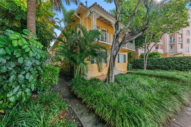 23 Majorca Ave, Coral Gables, FL 33134