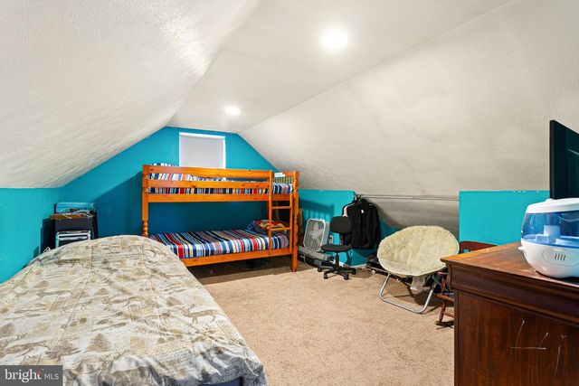 118 E 10TH AVE, Pine Hill, NJ 08021