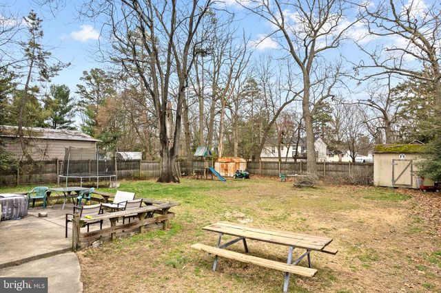 118 E 10TH AVE, Pine Hill, NJ 08021