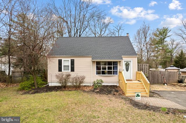 118 E 10TH AVE, Pine Hill, NJ 08021