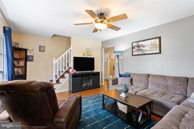 118 E 10TH AVE, Pine Hill, NJ 08021