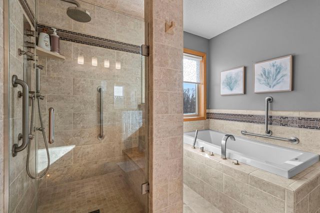 5818 212th Street N, Forest Lake, MN 55025