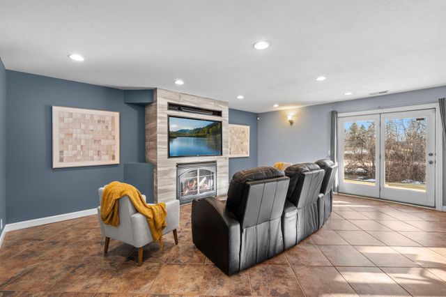 5818 212th Street N, Forest Lake, MN 55025