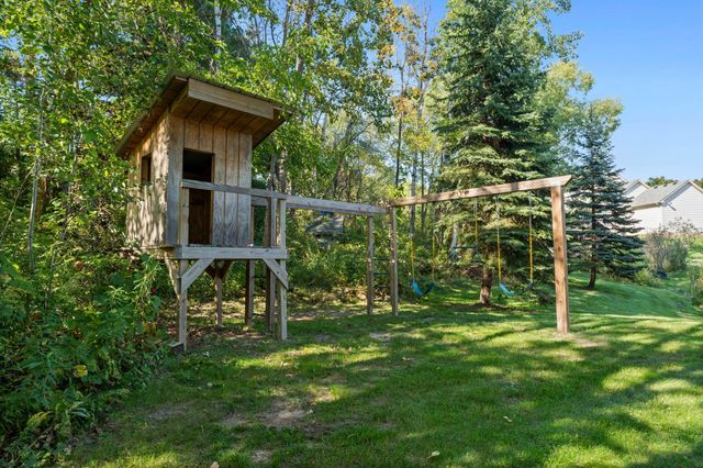 5818 212th Street N, Forest Lake, MN 55025