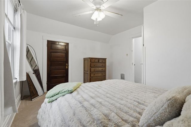 724 Saint Clair Avenue, Jeannette, PA 15644