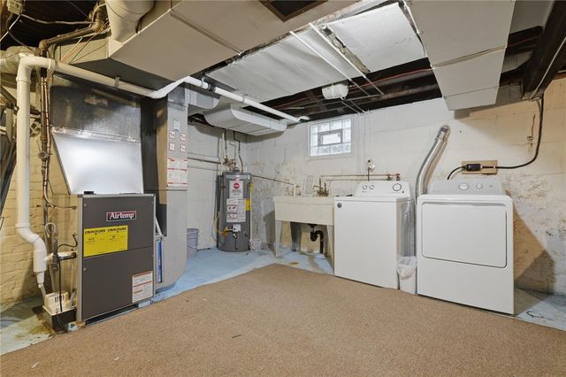 724 Saint Clair Avenue, Jeannette, PA 15644