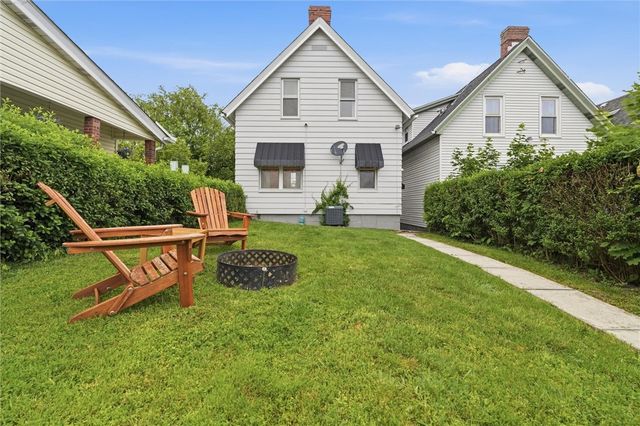 724 Saint Clair Avenue, Jeannette, PA 15644