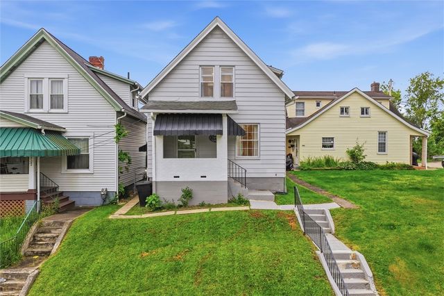 724 Saint Clair Avenue, Jeannette, PA 15644