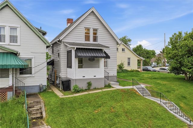 724 Saint Clair Avenue, Jeannette, PA 15644