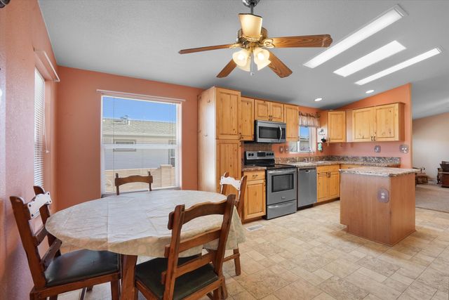 213 Sunrise Bluffs Drive, Belen, NM 87002