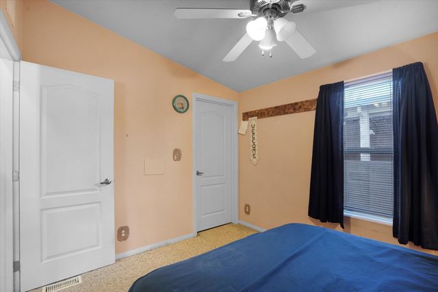 213 Sunrise Bluffs Drive, Belen, NM 87002