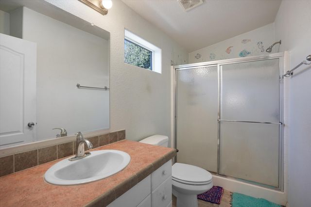 213 Sunrise Bluffs Drive, Belen, NM 87002