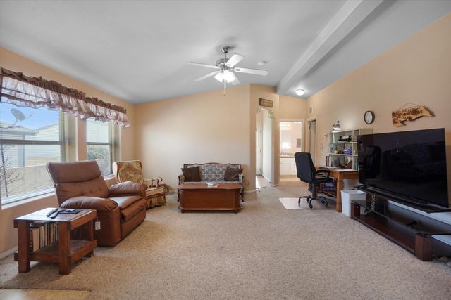 213 Sunrise Bluffs Drive, Belen, NM 87002