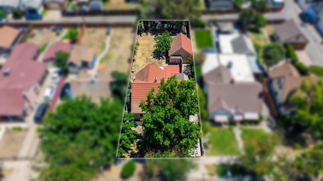 219 Sunset Blvd, Modesto, CA 95351